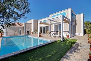 3 Bedroom House / Villa for sale in Faro / Estoi