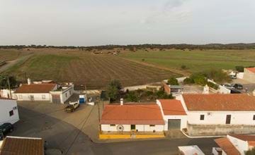 "Charming Alentejo Semi-Detached House with fruit trees and country views in Corte Gafo de Cima"