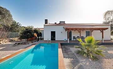 Luxuary 4+1 bedroom villa located only 2km from S. Brás