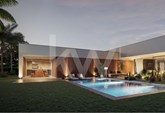 VILLA WITH A TOTAL CONSTRUCTION AREA OF 500 SQM - WITH GARDEN AND SWIMMING POOL. PLOT WITH 1330 SQM.
