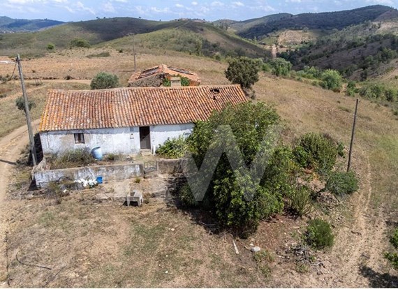 Urban Land with House for Reconstruction in S. Marcos da Serra