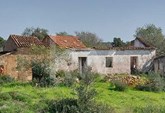 Extraordinary Mixed Land located in Estômbar. Exceptional, Unique and Rare Location - Fontes de Estômbar With a ruin of 190 m2 and a total area of ​​40,900 m2.