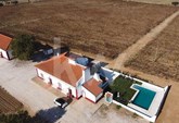 Vinyard Estate with 36 Hectres  located in the parish of Redondo, Evora
