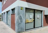 Quatro Lojas Arrendadas em Faro- Investimento Garantido- 20 400€ anual