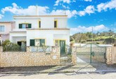 3 bedroom villa in Figueira, Mexilhoeira Grande: The perfect location to live in the Algarve