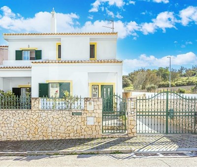 3 bedroom villa in Figueira, Mexilhoeira Grande: The perfect location to live in the Algarve - Portimão Figueira