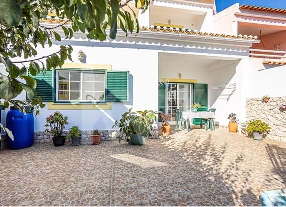 3 bedroom villa in Figueira, Mexilhoeira Grande: The perfect location to live in the Algarve
