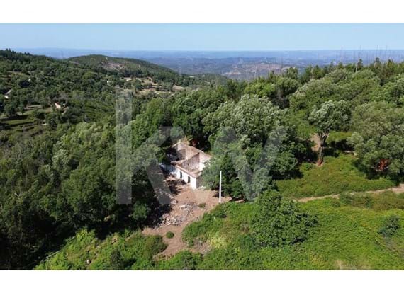 Property of 4,2ha and house os 105sqm in Monchique