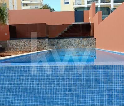 Moradia T3 com piscina e jardim no Barranco do Rodrigo em Portimão, para viver com todo o conforto que precisa. - Portimão Barranco do rodrigo