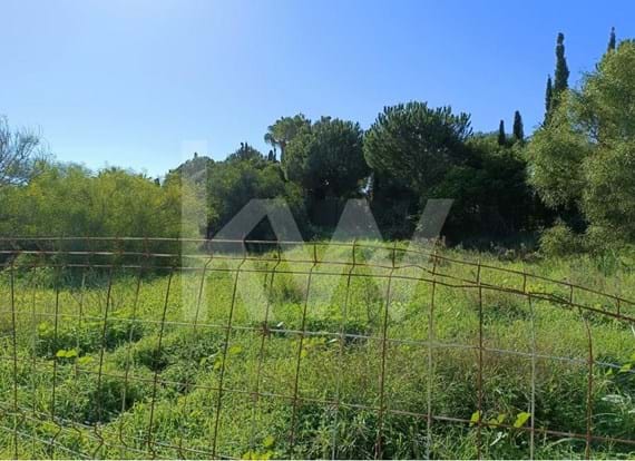 Plot with 400 sq. meters for construction of a house with 200sq. meters of construction area