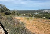 Terreno rústico com 6000 m2 situado no Cerro de cabeça de Câmara com vista panorâmica