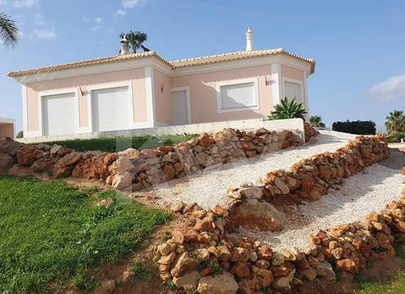 Fantástica Moradia isolada num dos locais mais procurados no Algarve