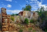 Terreno com Ruína e 7000m2, sito em Quinta do Rogel, Alcantarilha