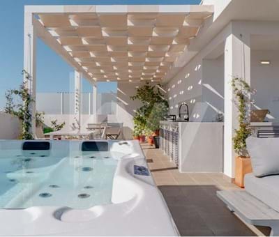 Seaside Serenity: Luxurious 3-Bedroom Penthouse with Rooftop Jacuzzi in Tavira Centre - Tavira Centro cidade