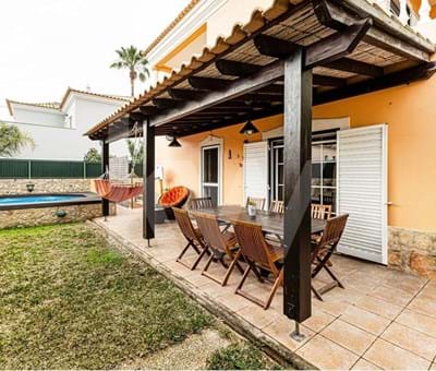Villa with 3 Bedrooms - Garage 3 Cars 5 Minutes from Faro Beach - Faro Faro