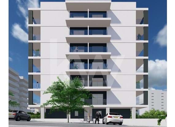 T3 em construção com dois lugares de garagem em condomínio residencial localizado numa zona  tranquila em Portimão.
