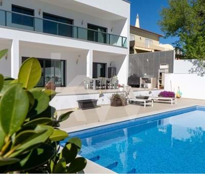 3-bedroom house with pool, gym, and cinema room in the center of Loulé - Loulé Loule                                  