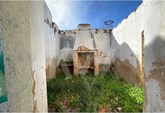 Terreno com 11520 m2, com ruína em Algoz - Silves
