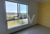 Apartment 4 Bedrooms - View of the River Arade - Large Areas and Open View - Portimão