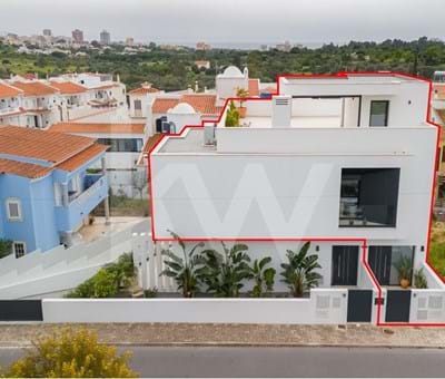 Apartamento T3 - Qualidade Máxima. Garagem e Terraço Privado - Portimão - Portimão Bemposta