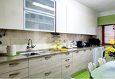 Fabuloso Apartamento T4 +1 totalmente mobilado situado numa zona habitacional em Loures
