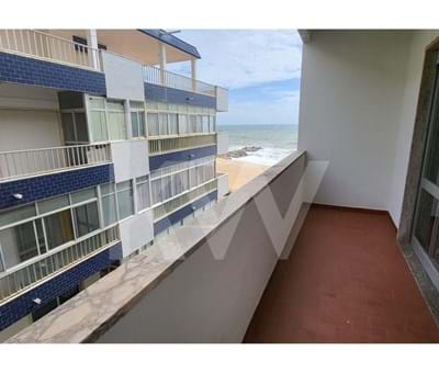 Annual Rent - 1 bedroom apartment in 1st line in Quarteira, Algarve - Loulé Quarteira
