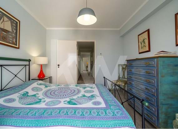 Spacious and renovated apartment in the heart of downtown Olhão