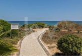 Duplex T3 C/ Vista Mar e acesso privativo à praia!!