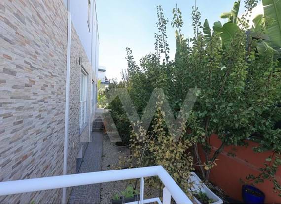 Detached T3+1 house with swimming pool, garage and backyard with fruit trees, for sale in Alcantarilha