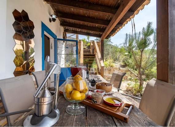 Small farm close to the Estoi Palace with magnificent views and tranquility