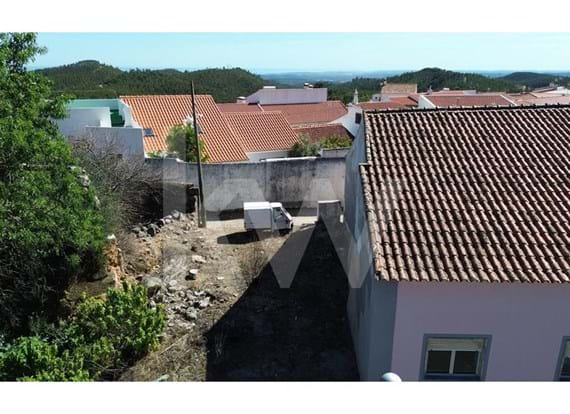 Terreno para construção com PROJECTO APROVADO para construção de casa de 2 pisos em Casais - Monchique