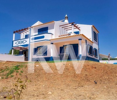 House T5 + Annex | 700m from AlgarveShopping | Guia Zone | Algarve - Albufeira Albufeira