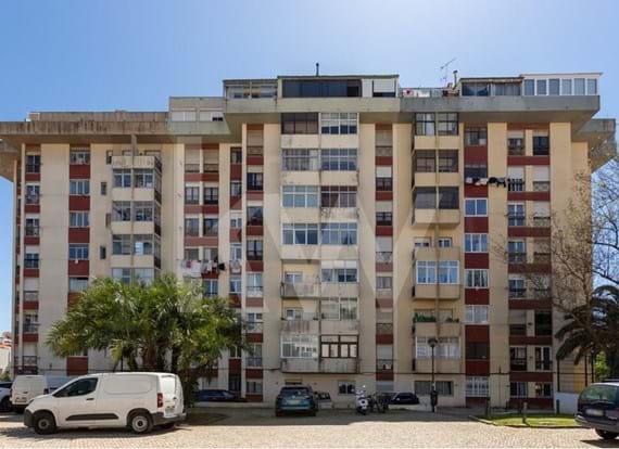 Fantástico Apartamento muito bem localizado, junto ao shopping das Palmeiras - Oeiras
