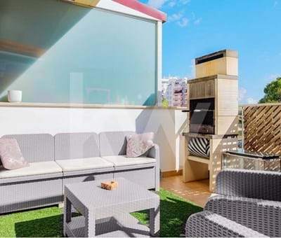 Ultra modern, 3 Bedroom apartment with generous outdoor terrace area - Portimão Vale lagar