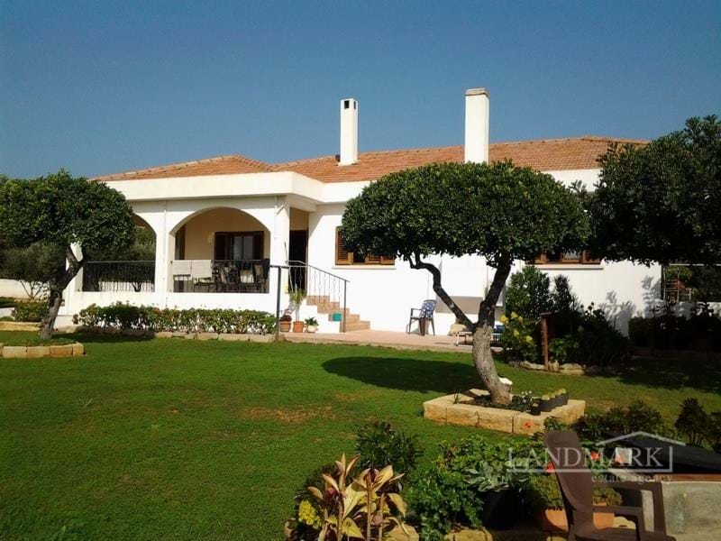 Villa in Famagusta
