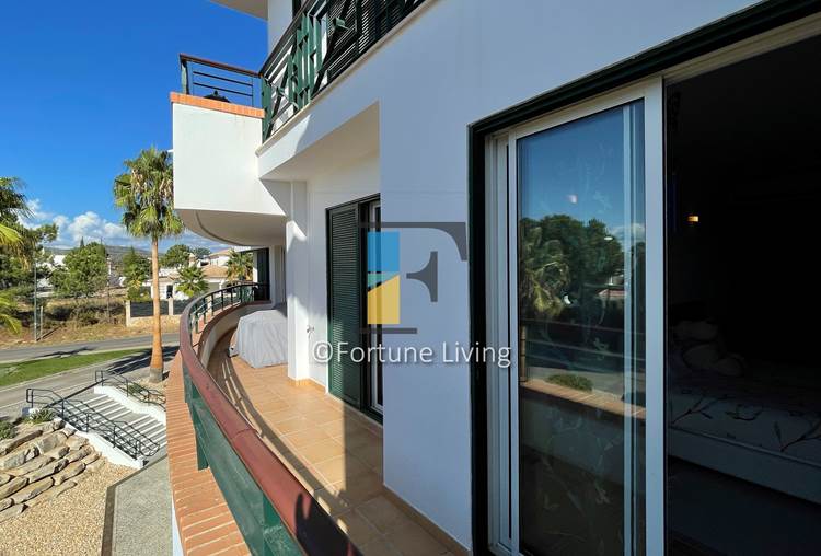 Vila Sol outstanding three bedroom apartment with parking and storage