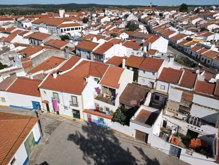Terreno com projeto aprovado para moradia em Torrão