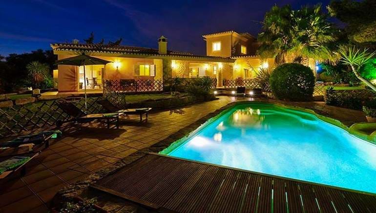 Villa de 4 chambre avec piscine près de la plage de Benagil