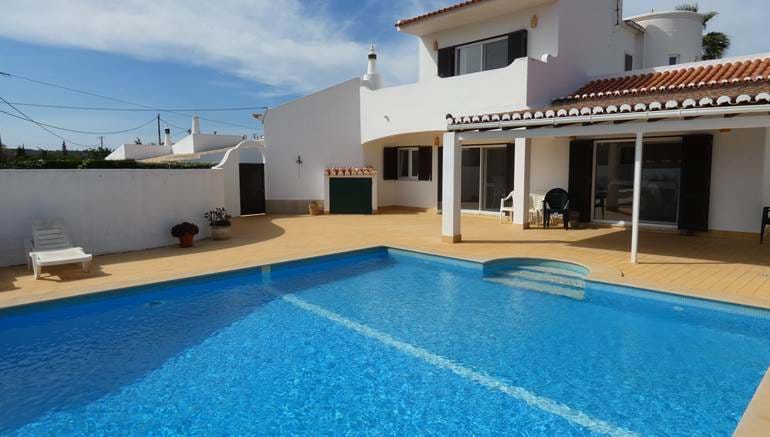 Superb 3 Bedroom Villa with Pool and an Agricultural Land