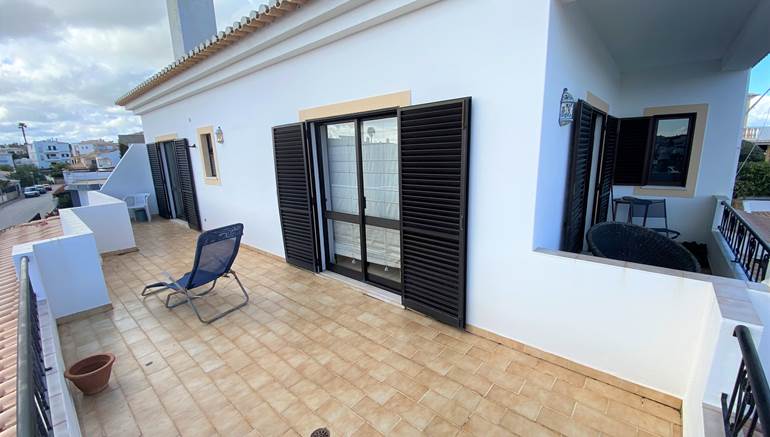 Large 4 Bedroom Villa Located in a Residential Area with Pool