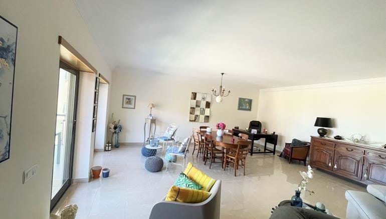 4 Bedroom Apartment  Close to all Amenities and Beaches 