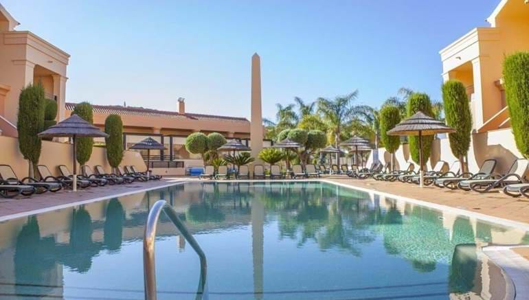 Dolce Vita Apartment Located in Baia da Luz Resort up to 4 People