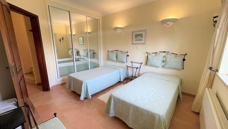 Charming 2 Bedroom Townhouse Located in a Peaceful Residence in Praia da Luz
