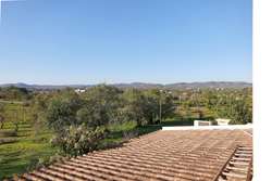 South facing, detached 4 bedroom villa  with outdoor space, some seaview, near Olhão and Faro.
