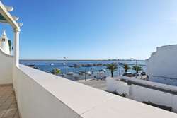 One bedroom, top floor apartment with superb location and sea views in Santa Luzia, Tavira.