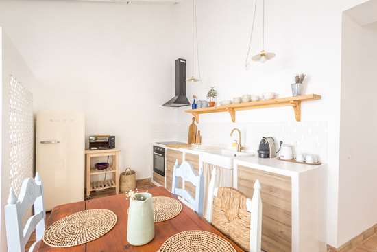 Totalmente renovada, uma casa tradicional de 2 quartos muito encantadora em São Brás de Alportel.