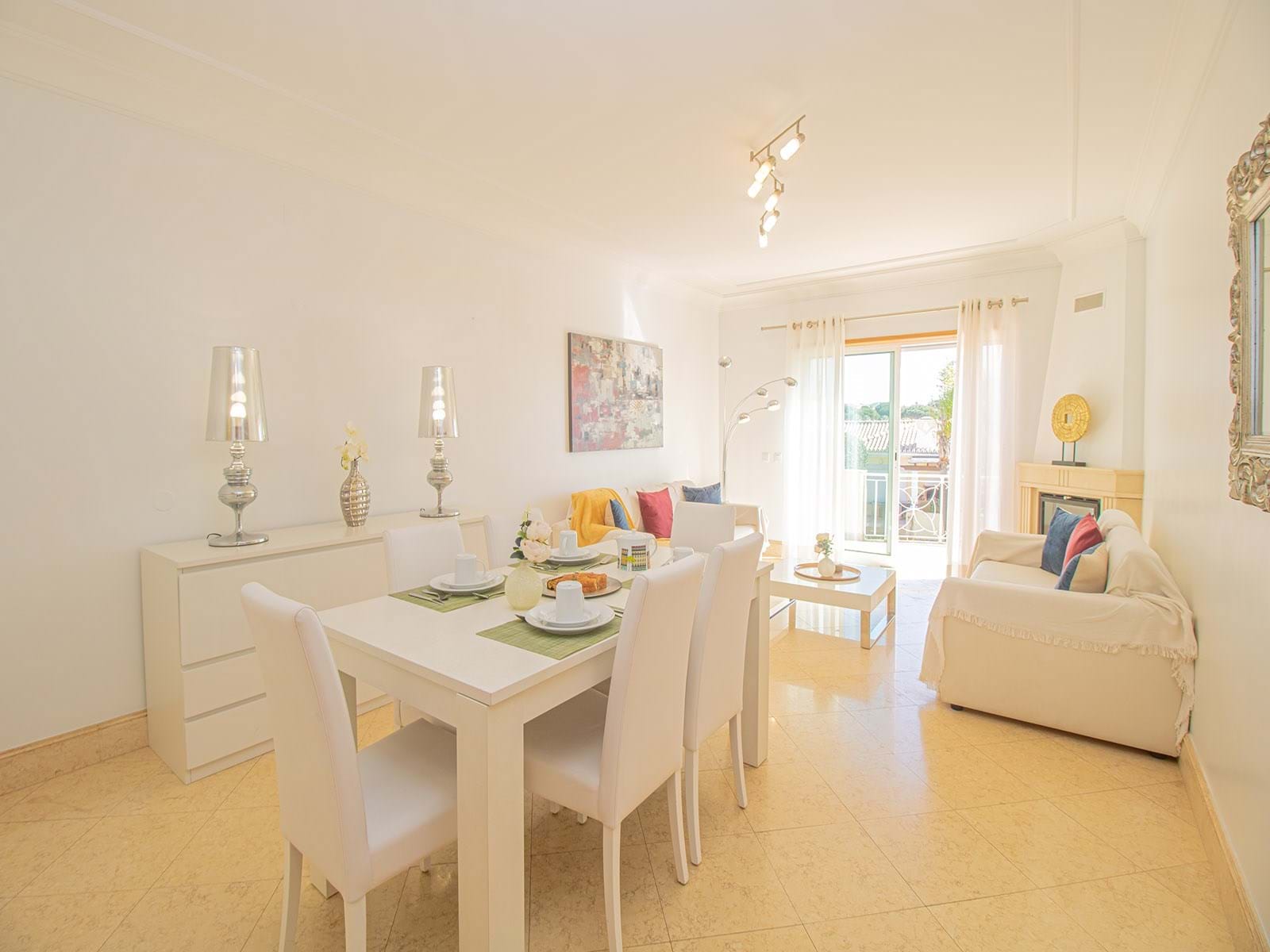 4 bed Villa For Rent in Vilamoura, Central Algarve - thumb 2