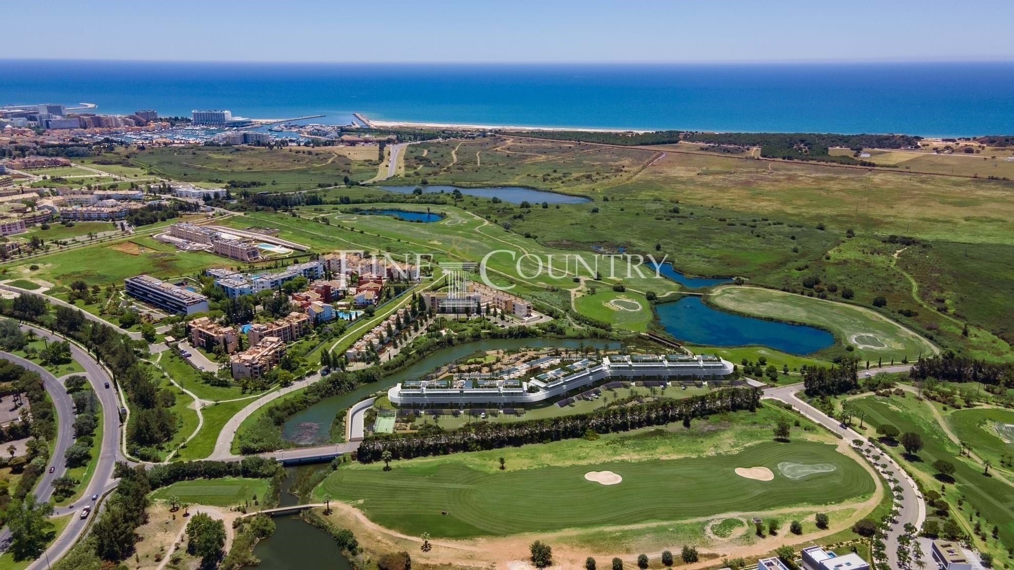 Photo of Vilamoura – 2-Bedroom top floor duplex apartment with private pool