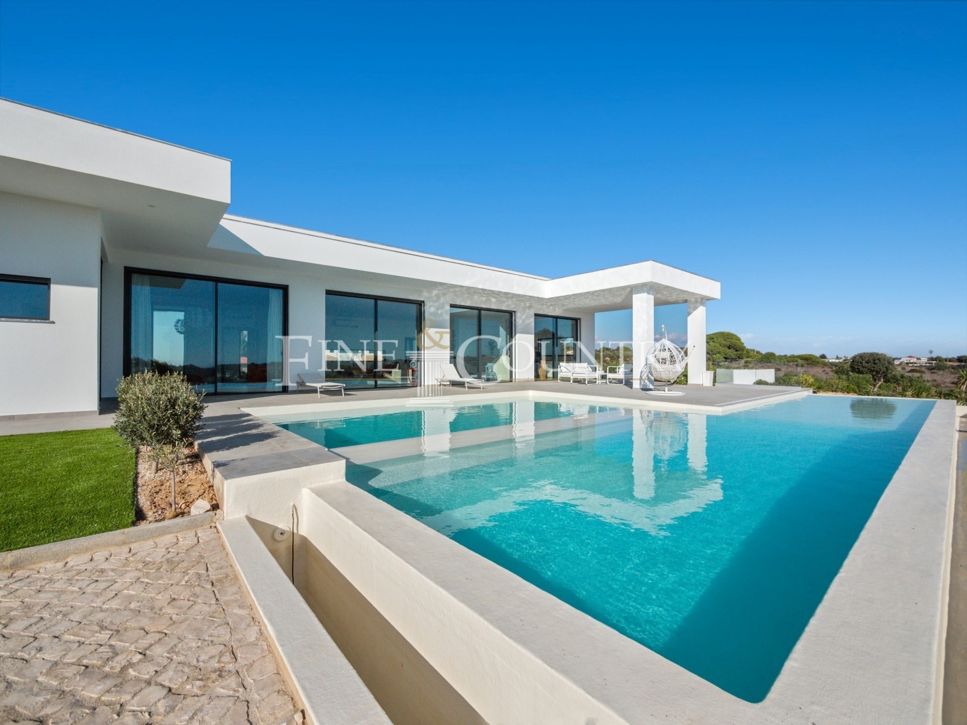 Porches/Lombos - Contemporary 4-bedroom villa with country and coastal views Accommodation in Lagoa