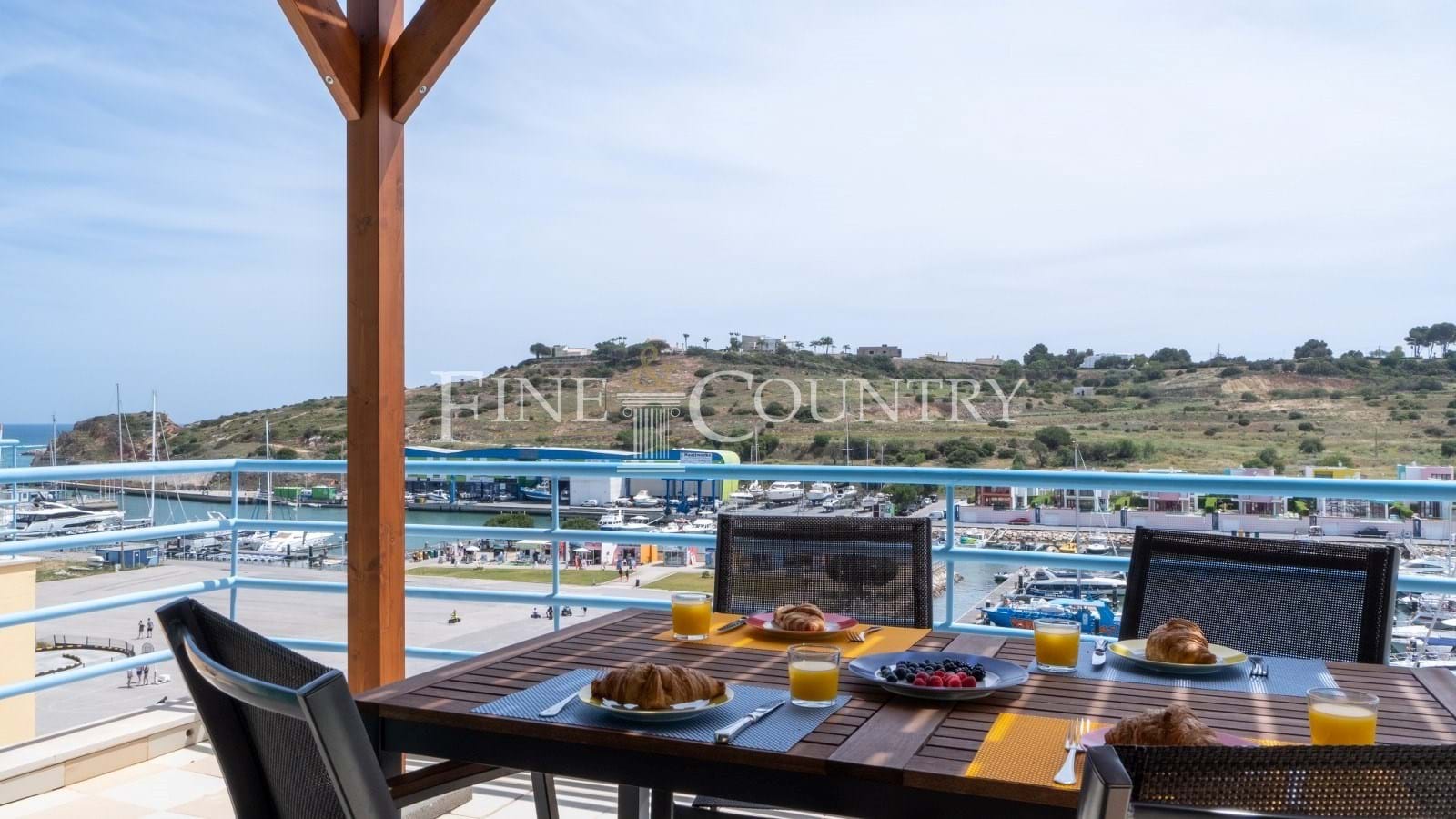 Albufeira - Lovely 2-bedroom penthouse overlooking the Marina in Albufeira Accommodation in Albufeira